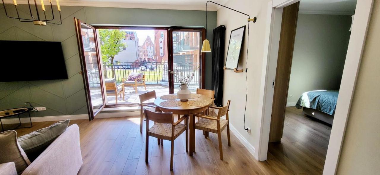 Komfortowy Apartament Przy Bramie Targowej Z Tarasem- Old Town Elbing Exterior foto