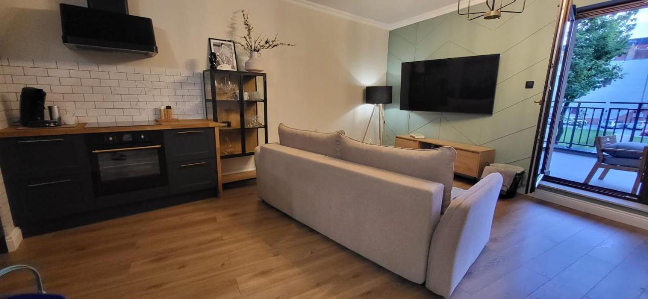 Komfortowy Apartament Przy Bramie Targowej Z Tarasem- Old Town Elbing Exterior foto